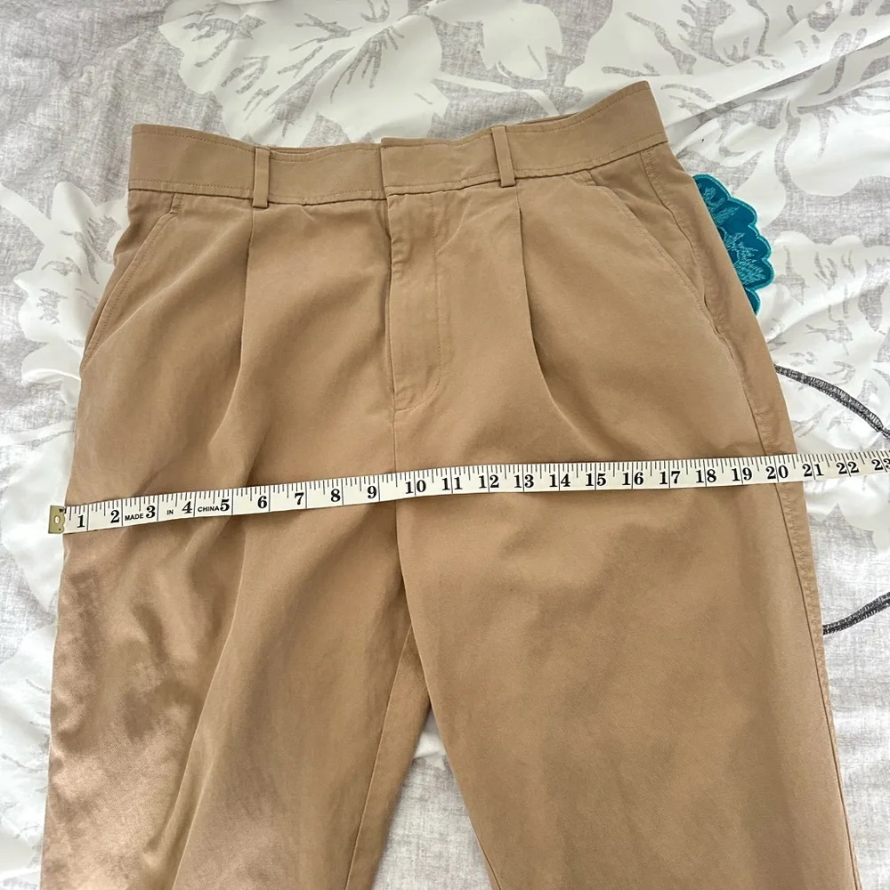 Everlane Trousers Women’s 12 Tan Pleated High Rise Chino Tapered Leg Pants